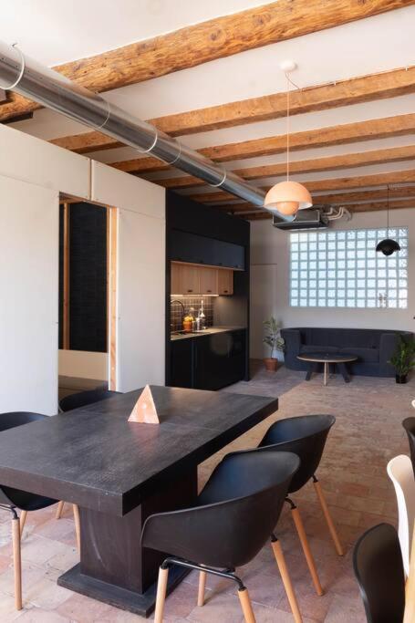 Heart Of Marseille, Loft Atypical & Spacious , Perfect For Couple And Couple With 1 Small Kid, Perfect For 2 Friends المظهر الخارجي الصورة